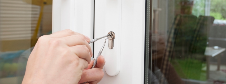 West Covina, CA Residential Locksmith Aid